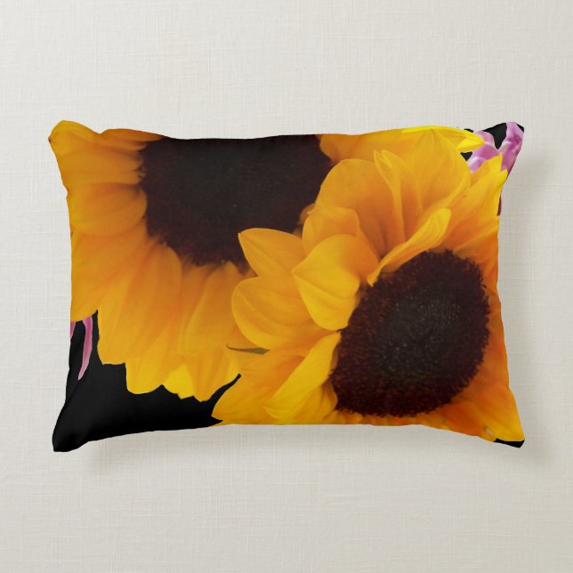 Twee gele zonnebloemen accent kussen (Voorkant)