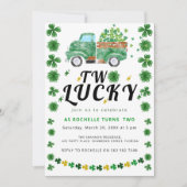 Twee gelukkige Shamrock verjaardagsfeestuitnodigin Kaart (Voorkant)