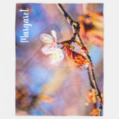 Twee geweldige Sakura Flowers. Roze, blauwe achter Fleece Deken (Voorkant)