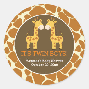 Twee giraffen met giraffeprint favor sticker