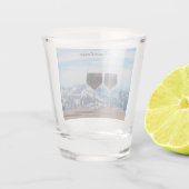 Twee glazen rode wijn tegen bergen (Achterkant)