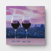 Twee glazen rode wijn tegen de achtergrond van Flo Fotoplaat (Voorkant)