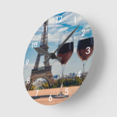 Twee glazen wijn met Eiffeltoren Ronde Klok (Hoek)