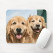 Twee glimlende Golden Retrievers Muismat (Met muis)