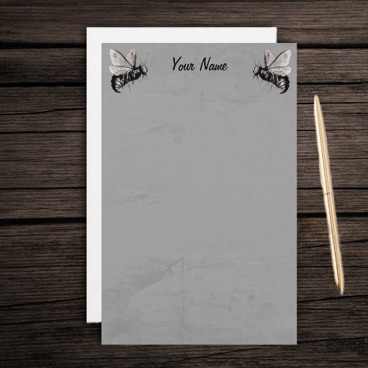 Twee gotische bijen illustraties met schedelvleuge briefpapier