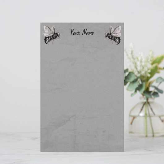 Twee gotische bijen illustraties met schedelvleuge briefpapier (Staand voorkant)