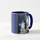 Twee grijze katten op een Abstracte achtergrond Mok (Voorkant rechts)