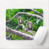 Twee groene apen die in de Muismat van de Druk van (Met muis)