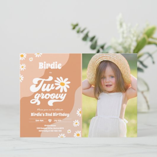 Twee Groovy 2de verjaardag Boho Retro Daisy Kaart (Staand voorkant)