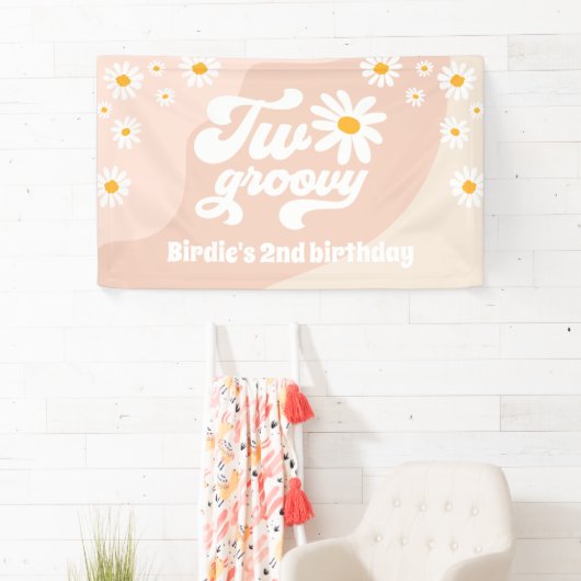 Twee Groovy 2de verjaardag van de Retro Daisy Welk Spandoek (Insitu)