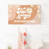 Twee Groovy 2de verjaardag van de Retro Daisy Welk Spandoek (Insitu)