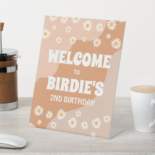Twee Groovy 2de Verjaardagsfeestje Boho Madeliefje Reclamebord Met Voetstuk (Insitu)