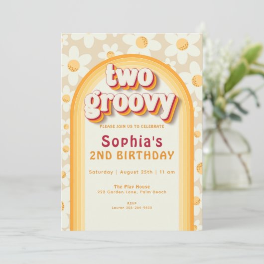 Twee groovy 2e verjaardag uitnodiging | Boho Daisy (Staand voorkant)