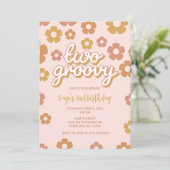 Twee Groovy Boho Daisy 2e verjaardag Uitnodiging (Staand voorkant)