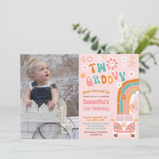 Twee Groovy Boho Retro 2e verjaardag Uitnodigingen (Staand voorkant)