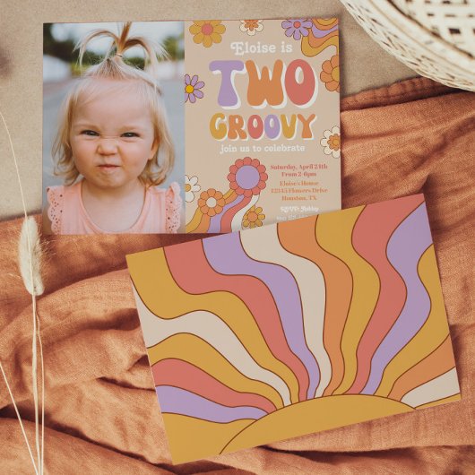 Twee Groovy-fotouitnodiging | Groovy Birthday Kaart
