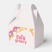 Twee Groovy Hippie Daisy boho Rainbow Favor Box Bedankdoosjes (Voorkant Zijde)