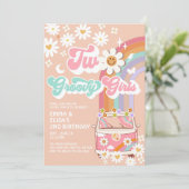 Twee Groovy Meisjes Twin Daisy Rainbow Van Verjaar Kaart (Staand voorkant)