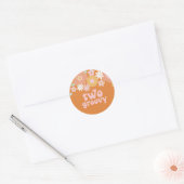 Twee Groovy Retro Bloem 2de verjaardag Ronde Sticker (Envelop)