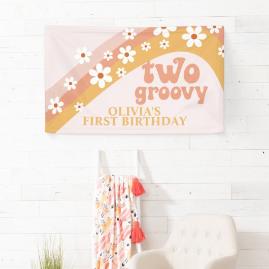 Twee Groovy Retro Daisy Birthday Banner (Insitu)