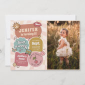 Twee Groovy Retro Daisy Girl 2e verjaardag foto Kaart (Voorkant)