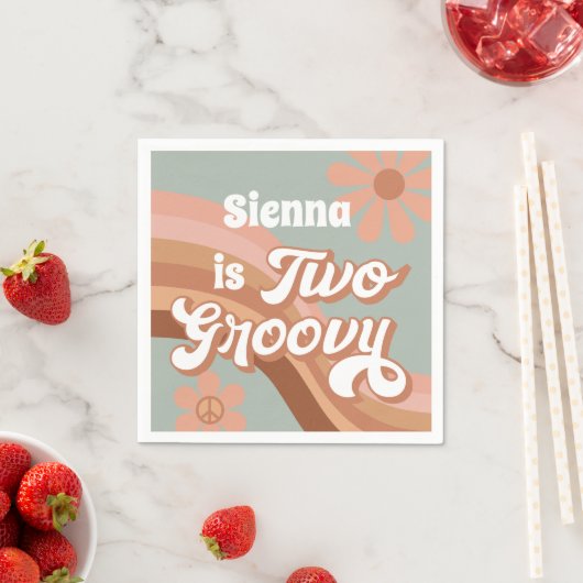 Twee Groovy Retro Daisy Sage Pink 2e verjaardag Servet (Insitu)