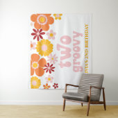 Twee Groovy Retro Floral Birthday Banner Wandkleed (In situ)