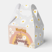 Twee Groovy Retro Hippie Daisy Girl Birthday Favor Bedankdoosjes (Voorkant Zijde)