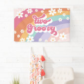 Twee Groovy Retro Rainbow 2e verjaardag Spandoek (Insitu)