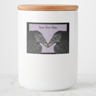 Twee grote zwarte kraaien op Paarse zwarte rand Voedselcontainer Etiket