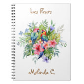 Twee Happy Macaws met Tropical Flowers Notitieboek (Voorkant)
