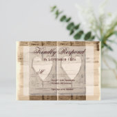 Twee harten die Rustic Shutters wedden met RSVP-ka RSVP Kaartje (Staand voorkant)