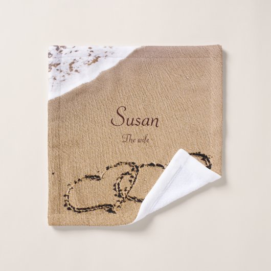 Twee harten in de zand bad handdoek (Wasdoekje)