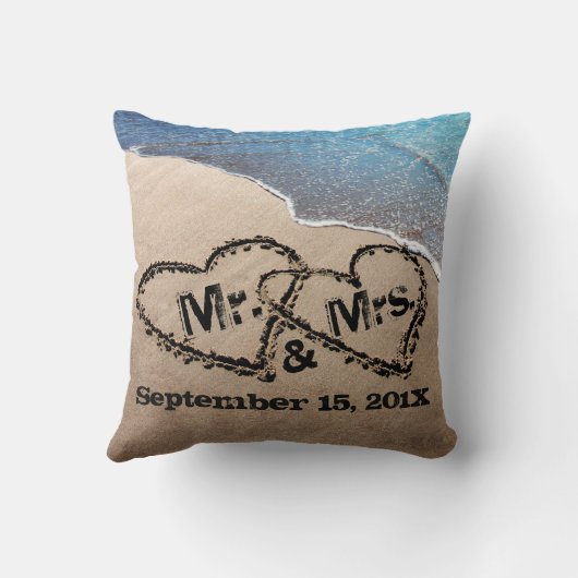 Twee harten in het zand strand bruiloft kussen (Achterkant)