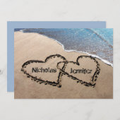 Twee harten in het zand trouwuitnodiging kaart (Voorkant / Achterkant)