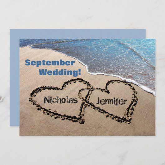Twee harten in het zand zomer strand huwelijksuitn kaart (Voorkant / Achterkant)