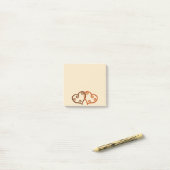 Twee harten ingewikkeld post-it® notes (Op bureau)