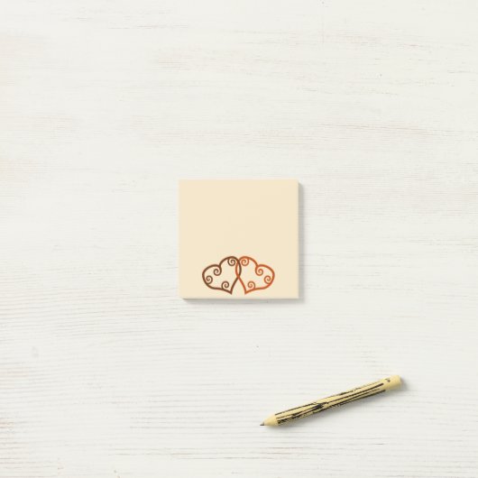 Twee harten ingewikkeld post-it® notes (Op bureau)