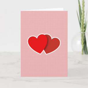 Twee harten omarmen liefde kaart