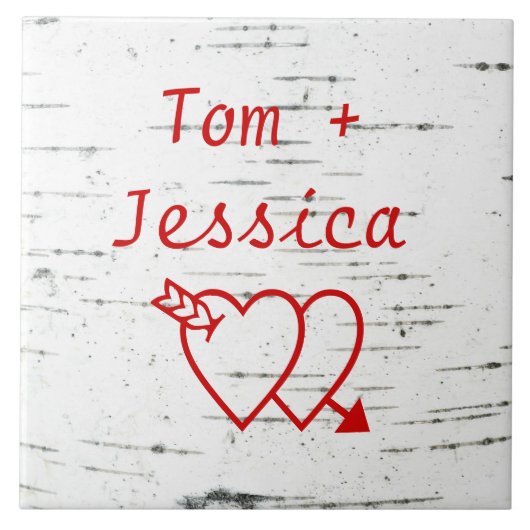 Twee harten op een berkenkofferbak tegeltje (Voorkant)