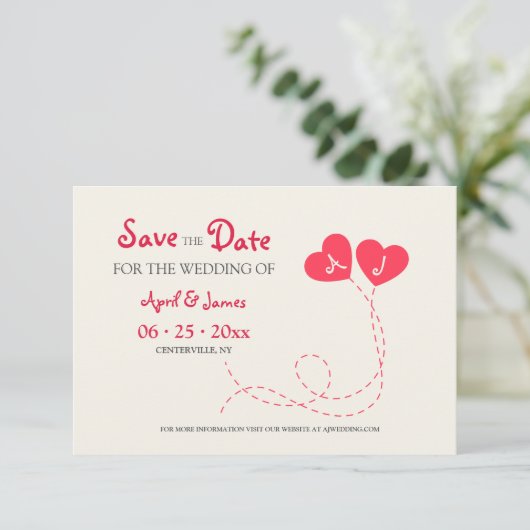 Twee harten redden de aankondiging van de datum (Staand voorkant)