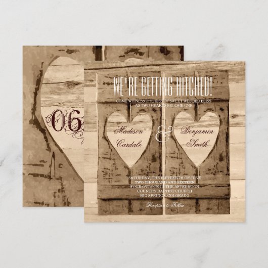 Twee harten Rustic Wood Shutters Weddenschap Kaart (Voorkant / Achterkant)