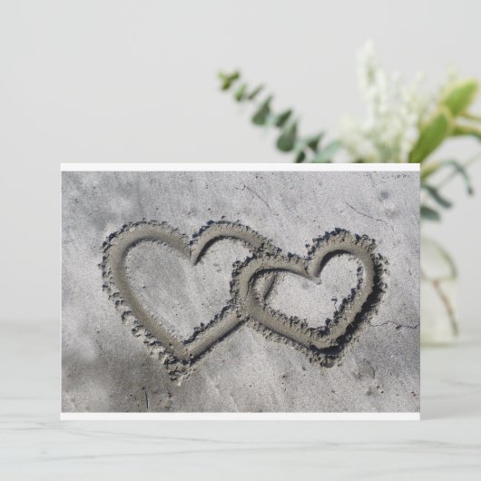 Twee harten trouwuitnodiging kaart (Staand voorkant)