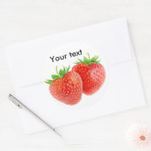 Twee hartvormige aardbeien ronde sticker (Envelop)