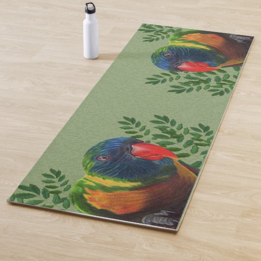 Twee heldere Macaw Parrots Green Leaves Yogamat (In situ)