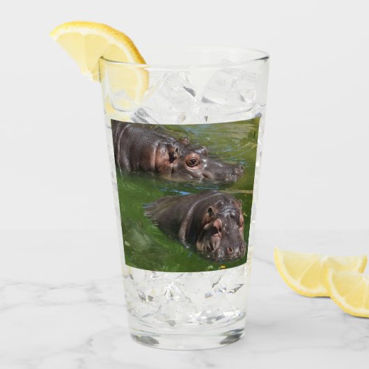 Twee Hippos in een Drink glas (Voorkant ijs)