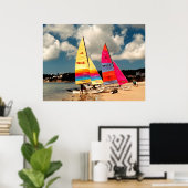 Twee Hobie catamarans St. Aubin's strand Poster (Thuiskantoor)