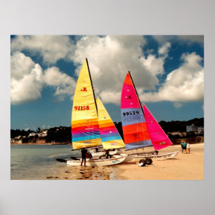 Twee Hobie catamarans St. Aubin's strand Poster