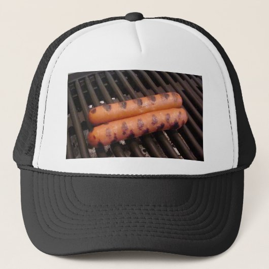 Twee hotdogs Grilling Trucker Pet (Voorkant)