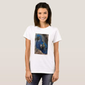 Twee Hyacinth Macaws, Brazilië T-shirt (Voorkant volledig)